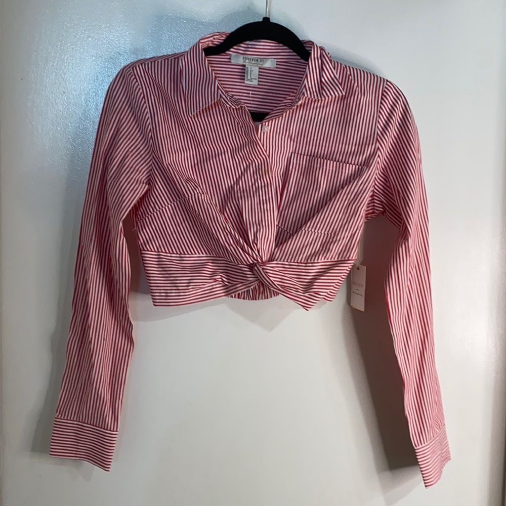 Forever 21 long sleeve crop red striped shirt!
